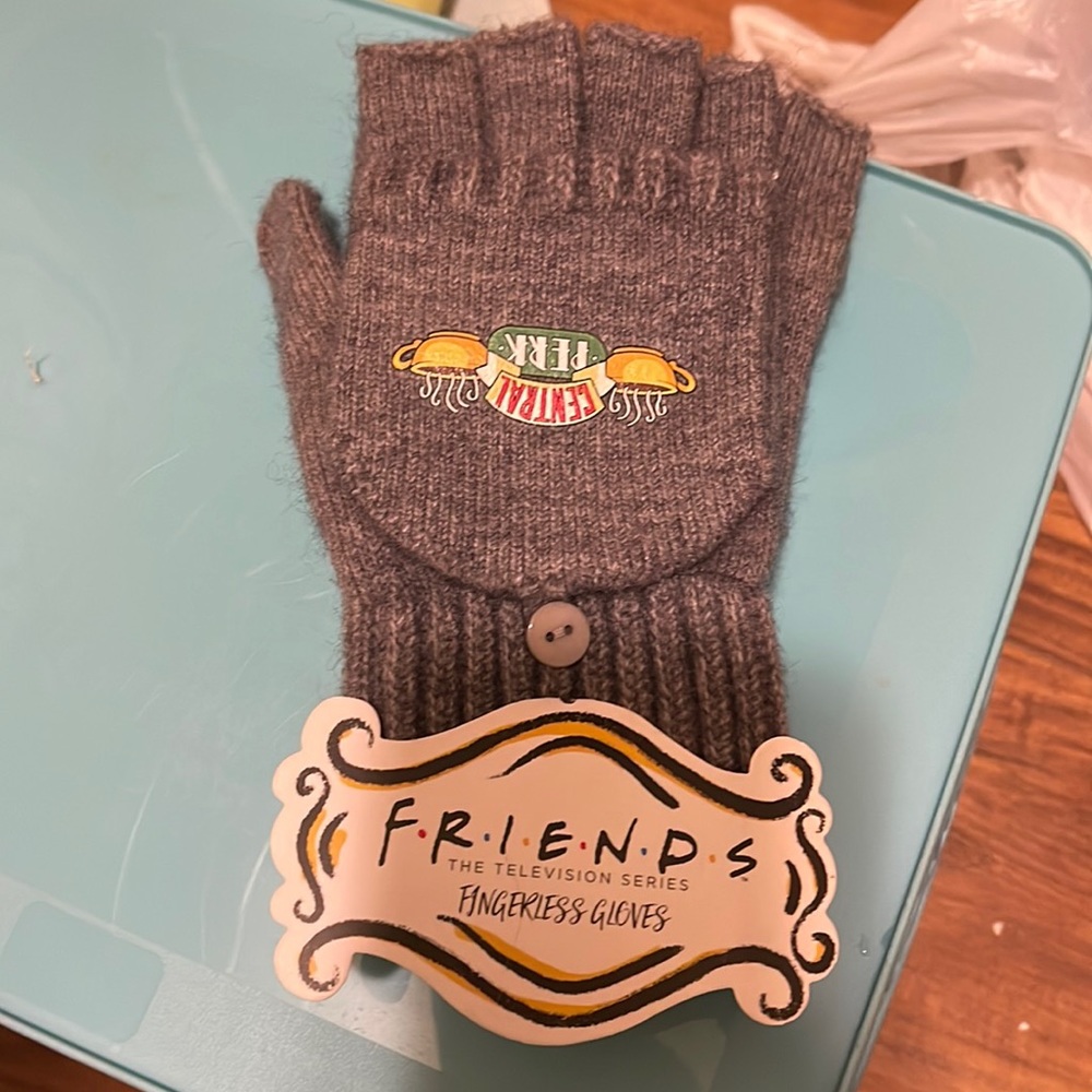 Central perk fingerless gloves